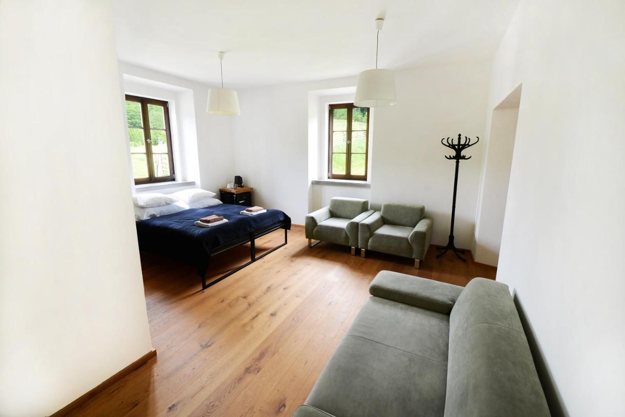 Fara Rejstejn Hotel Ngoại thất bức ảnh