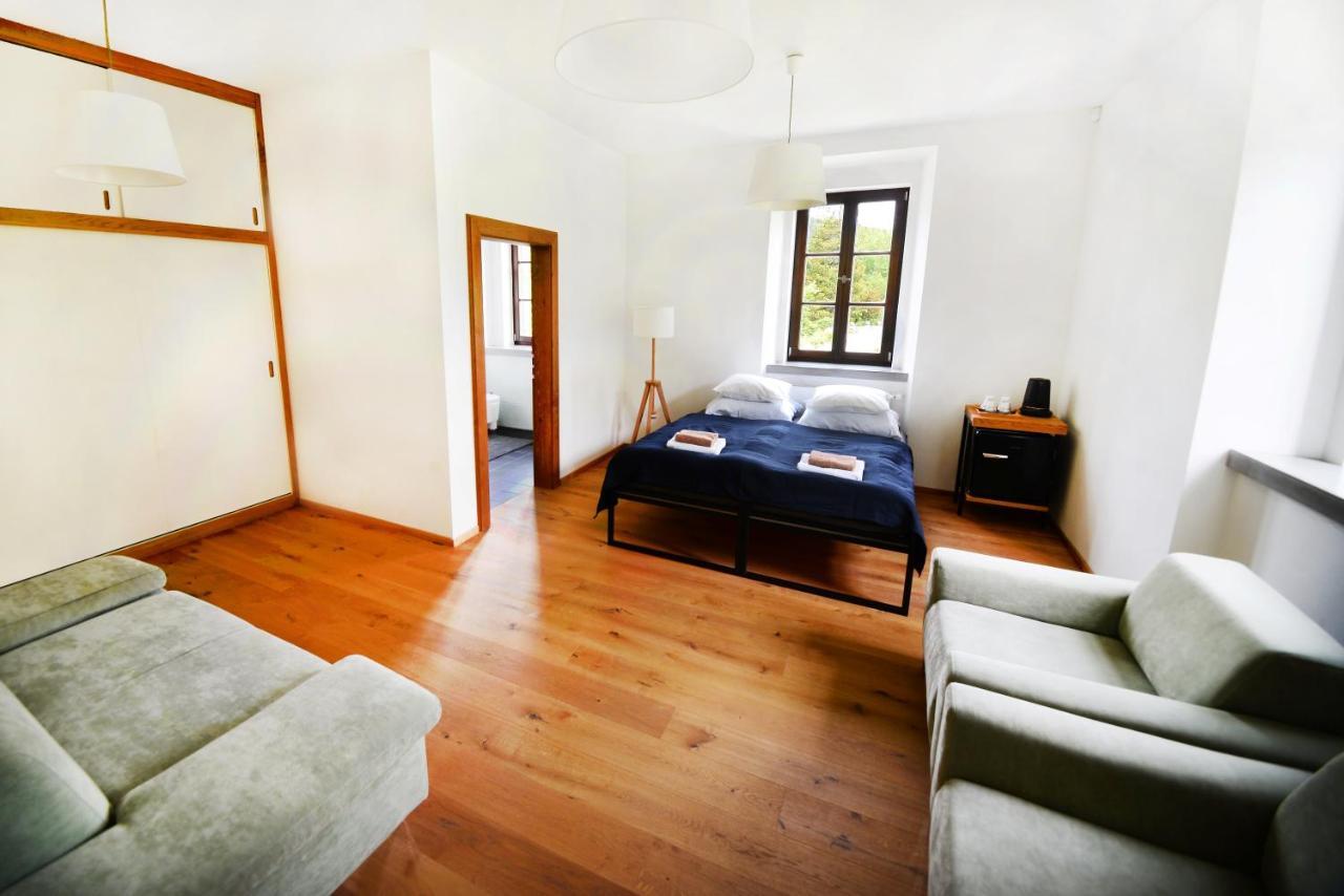 Fara Rejstejn Hotel Ngoại thất bức ảnh